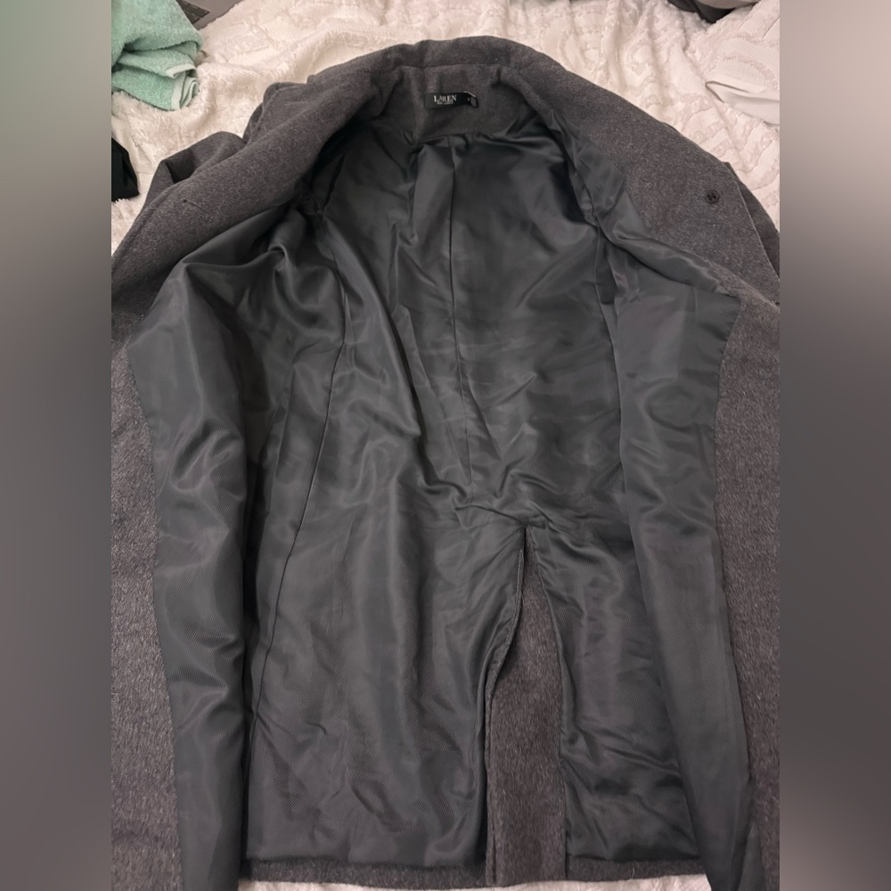 Lauren Ralph Lauren coat size 0 in like new condition - Picture 6 of 10